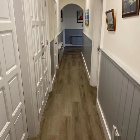 La Mirage 3* Bantry